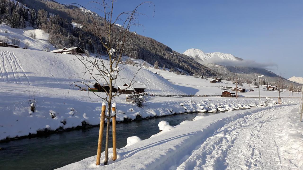Haus Ruetzbach Apartment Neustift im Stubaital Bagian luar foto