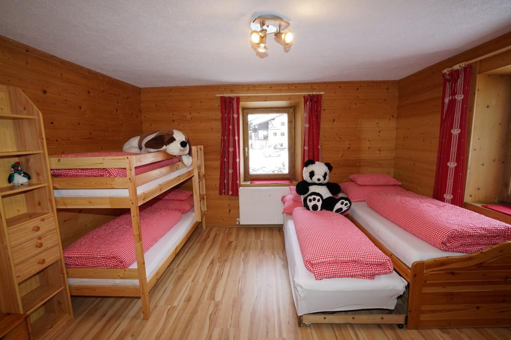 Haus Ruetzbach Apartment Neustift im Stubaital Bagian luar foto