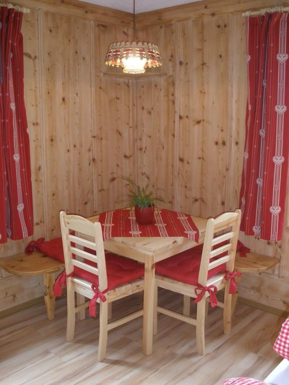 Haus Ruetzbach Apartment Neustift im Stubaital Ruang foto